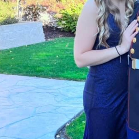 Cinderella Divine formal dress - Picture 1 of 6